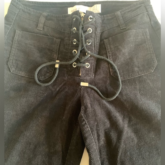 Alice Mccall Wide Leg Pants .Used .Size 2 .Black.Waist 12’5” And long 43” - Picture 7 of 9